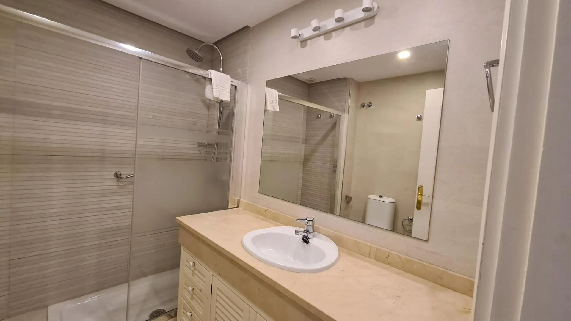 Apartamento Duplex Paula En Pedregalejo Málaga